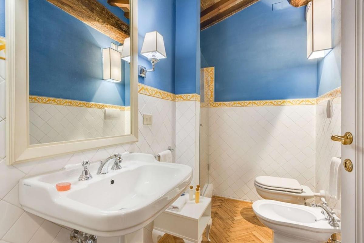 Luxury With Amazing View By Varental Florence